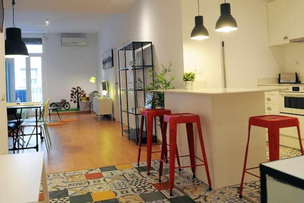 Calm Modern Apartment Барселона Экстерьер фото